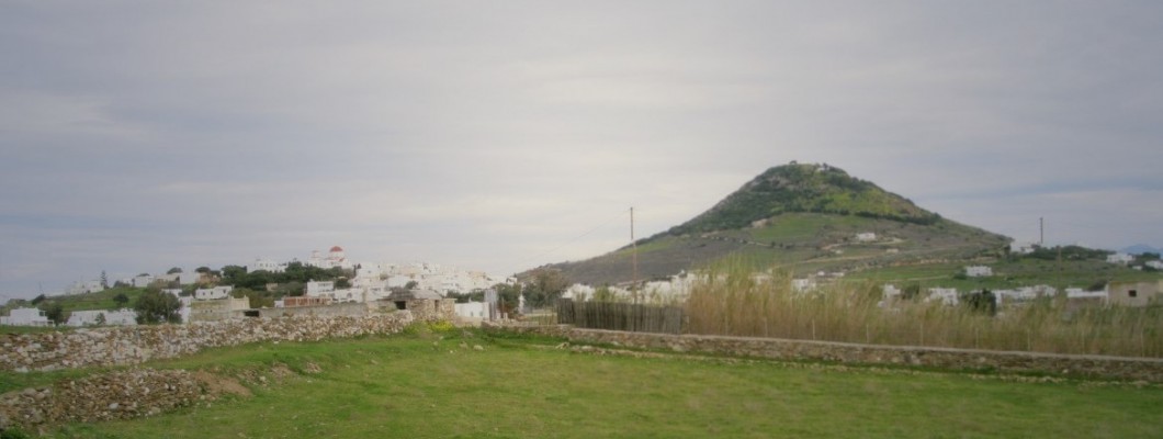 Hiking in Paros, the area around Marpissa