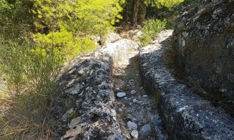 Path along Giannoulas water conduit